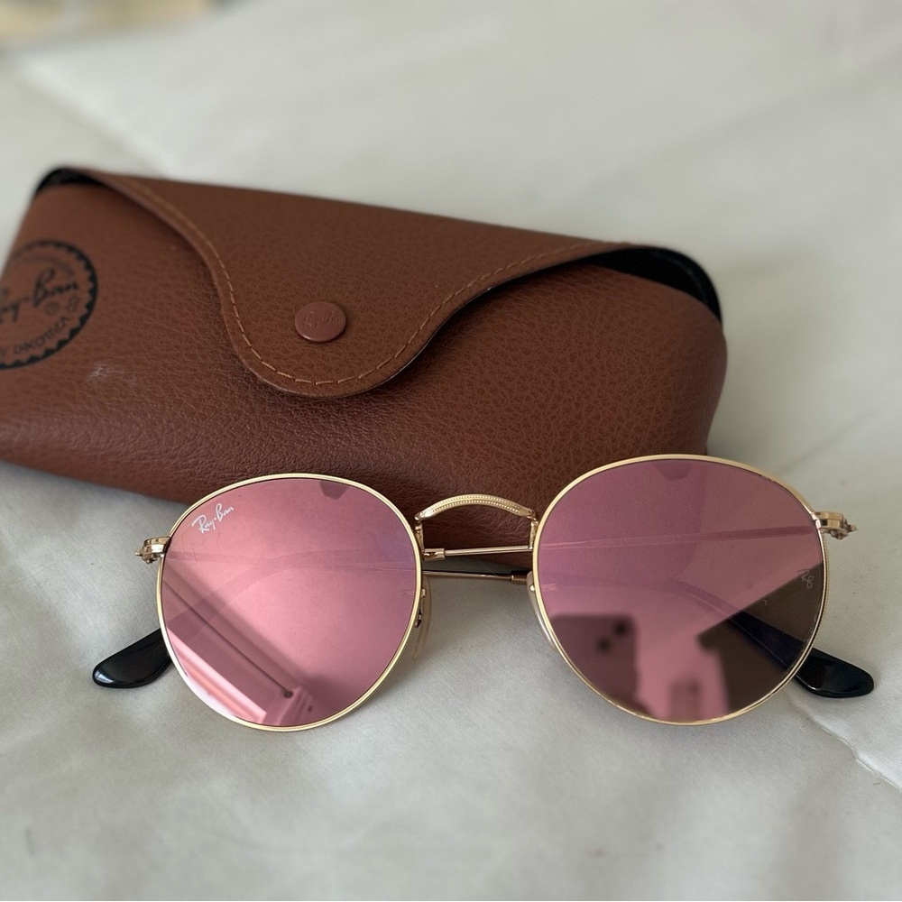 Ray-Ban Gold Frame Sunglasses with Pink Lenses